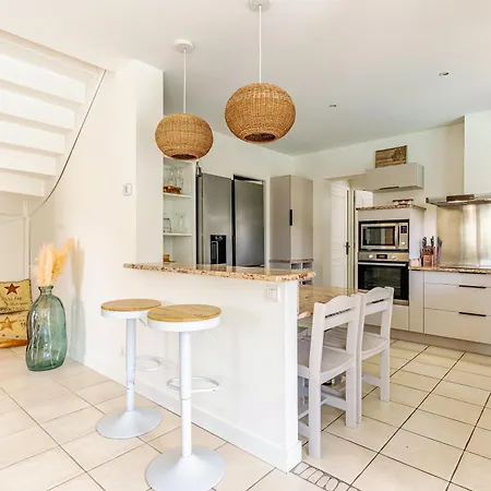 别墅 Fleurs Des Pins, Piscine Chauffee , 80 M De La Pereire 阿卡雄