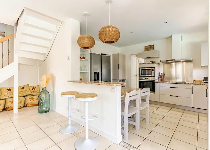 别墅 Fleurs Des Pins, Piscine Chauffee , 80 M De La Pereire 阿卡雄