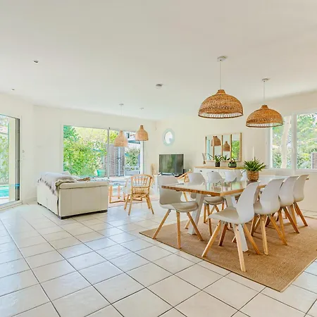 Fleurs Des Pins, Piscine Chauffee , 80 M De La Pereire Arcachon