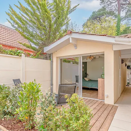 Villa Fleurs Des Pins, Piscine Chauffee , 80 M De La Pereire