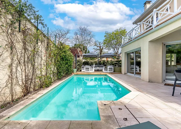 Fleurs Des Pins, Piscine Chauffee , 80 M De La Pereire